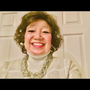 Meet your Posher, Virginia